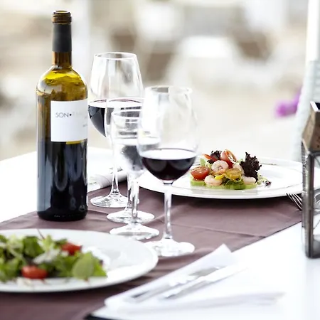 Grupotel Aguait & - Adults Only