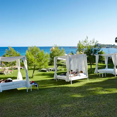 Hotel Grupotel Aguait & - Adults Only